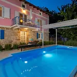 בית נופש Pet Friendly In