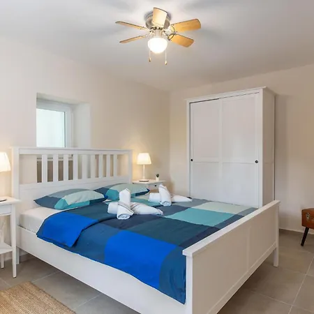 Holiday home Awesome In With House Sea View *