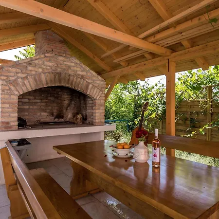 Holiday home Awesome In With House Sea View *
